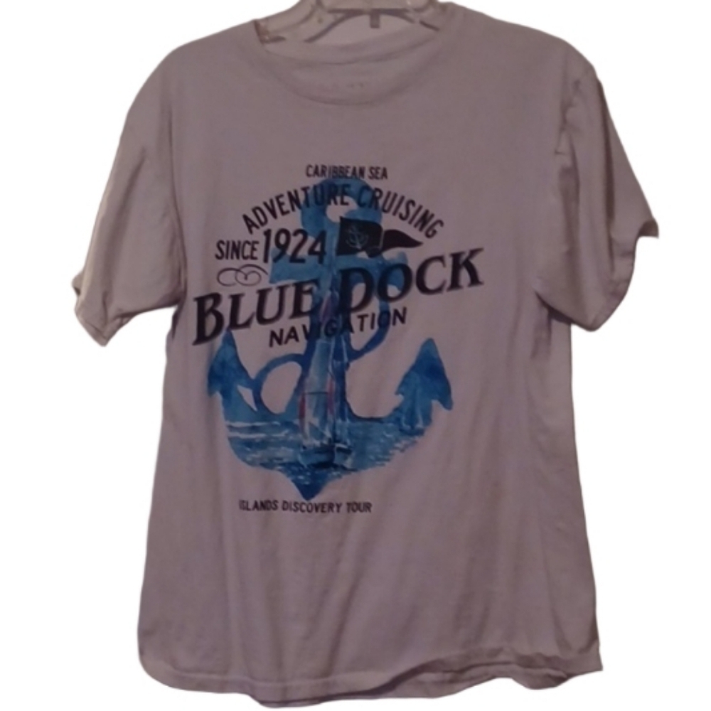-- Visitor Men's White Graphic T-Shirt Size Large Casual
